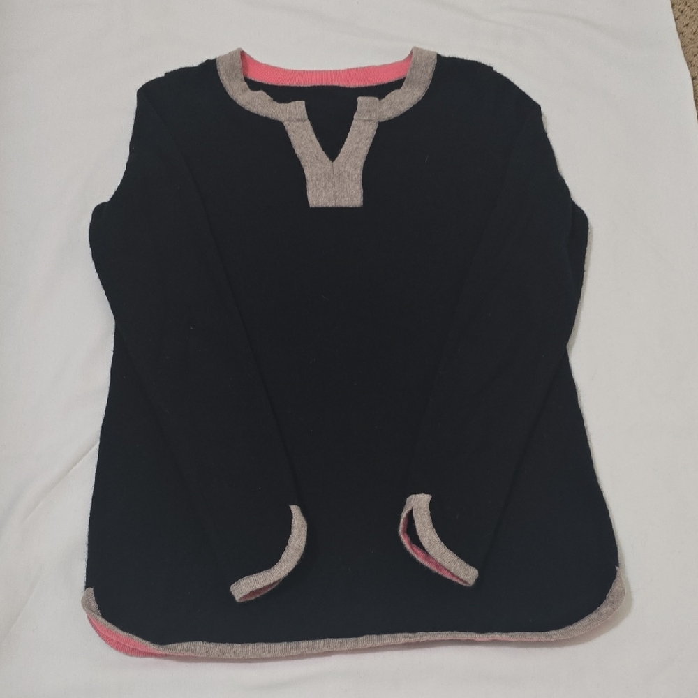 J. McLaughlin Black Sweater with Tan and‎ Pink Accents